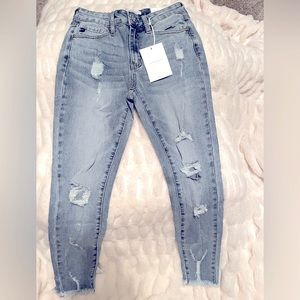 NWT KanCan light washed ankle skinny jeans size 3/25